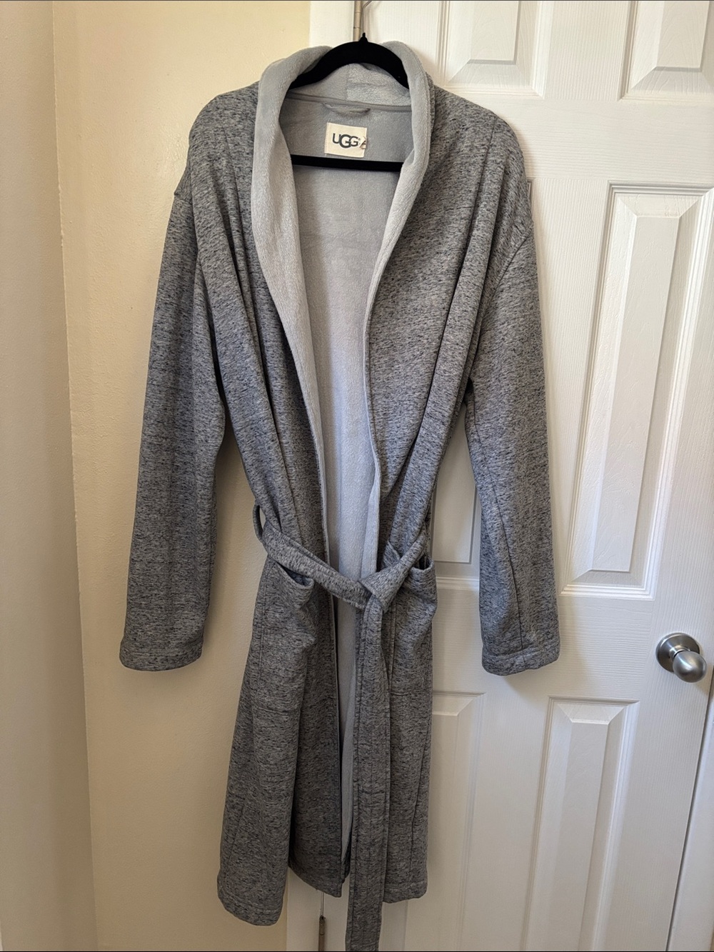 UGG Men’s Robe - Picture 3 of 8